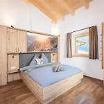 Beim Lois - Isskogelblick With Sauna Access & Mountain View By Alpenluxus Collection * Gerlos