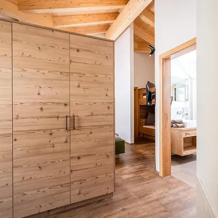 Beim Lois Isskogelblick - 2 Floors & Sauna Access * Gerlos
