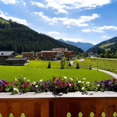 Beim Lois Isskogelblick - 2 Floors & Sauna Access * Gerlos
